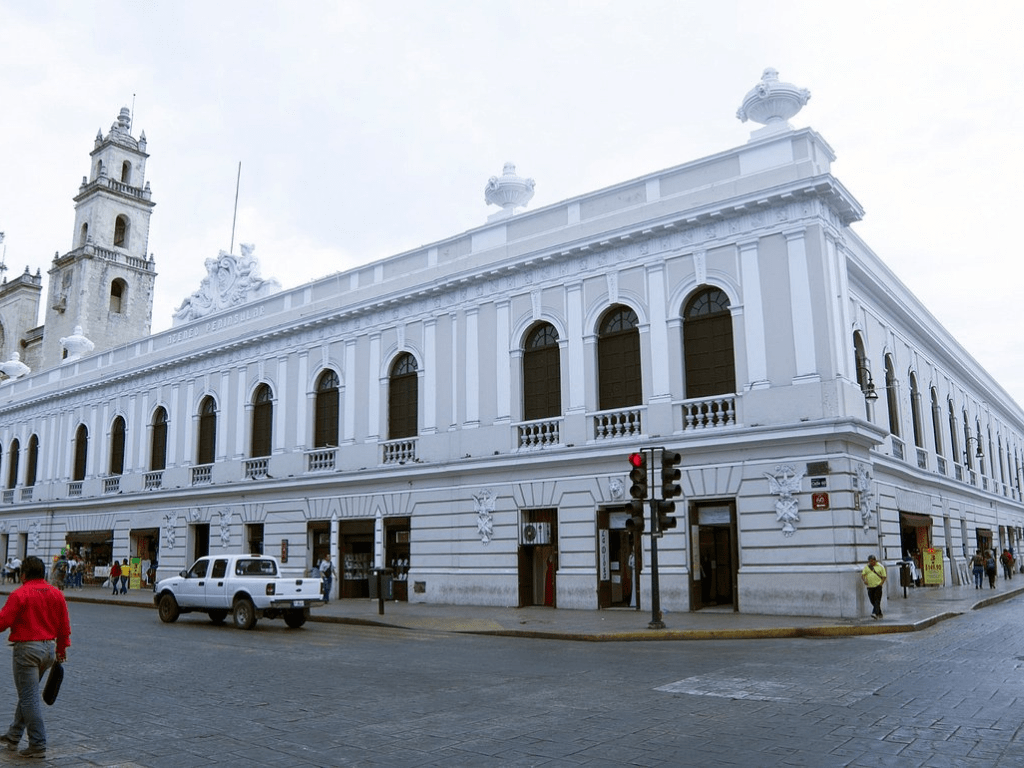 Museo Fernando García Ponce MACAY 2