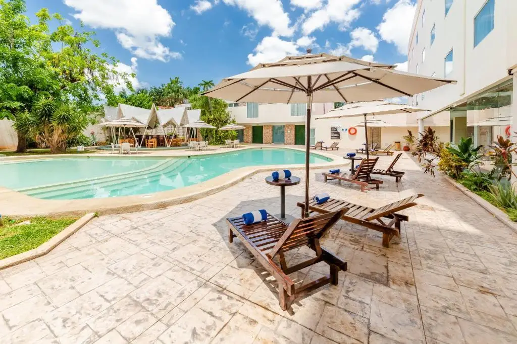 Pool side at Hotel Maria del Carmen